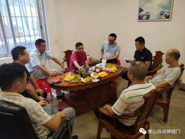 汪志平執(zhí)行會長匯報了協(xié)會財(cái)務(wù)報告