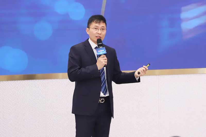 大華股份國內(nèi)營銷中心產(chǎn)品市場部總經(jīng)理陳中福