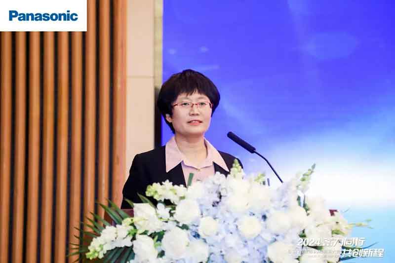 售后服務(wù)課課長 秦彩霞