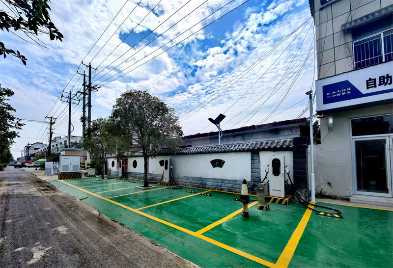 補(bǔ)齊最后一塊短板，加強(qiáng)重點(diǎn)村鎮(zhèn)充換電設(shè)施規(guī)劃建設(shè)