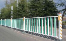 選購道路護(hù)欄時(shí)需要注意哪些問題呢？ 