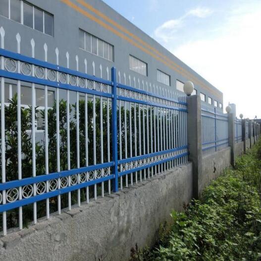 鋅鋼護欄如何安裝