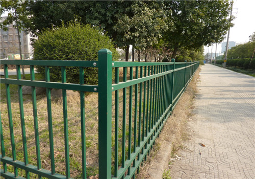 草坪道路護(hù)欄