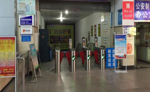 武漢傅家坡客運(yùn)站翼閘檢票系統(tǒng)案例