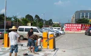 廣州嘉禾望崗銀豐電子商務(wù)大廈道閘案例 - 中出網(wǎng)-智能出入口與停車充電門戶