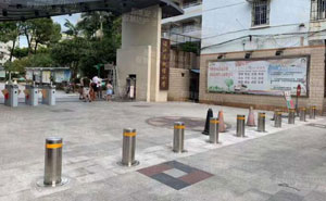 湛江湞江區(qū)執(zhí)信小學(xué)升降柱案例 - 中出網(wǎng)-智能出入口與停車充電門戶