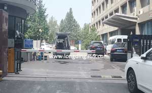 北京豐臺(tái)區(qū)金自天智能控制科技園停車場系統(tǒng)案例 - 中出網(wǎng)-智能出入口與停車充電門戶