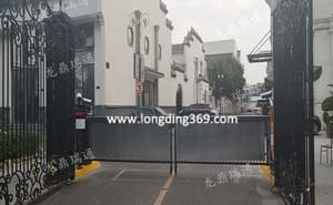 北京市大興區(qū)南四環(huán)文化產(chǎn)業(yè)園停車場系統(tǒng)案例 - 中出網(wǎng)-智能出入口與停車充電門戶