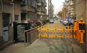 岳陽市四化建小區(qū)銳捷款車牌識(shí)別案例