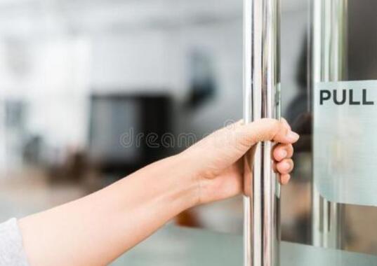 無(wú)接觸 百勝工廠、辦公樓通道管控設(shè)備 