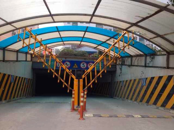 九江溫泉鎮(zhèn)兩進兩出停車場系統(tǒng)案例 - 中出網(wǎng)-智能出入口與停車充電門戶