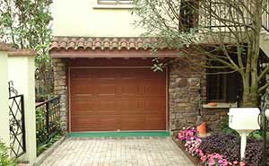 北京東方夏威夷花園車庫(kù)門案例