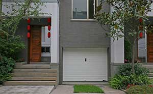 廣州番禺南國(guó)奧林匹克花園車庫(kù)門案例