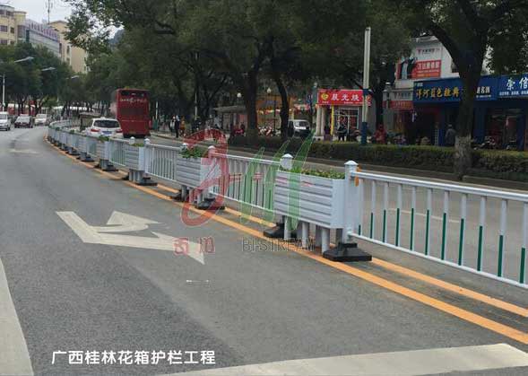 景觀花箱護(hù)欄