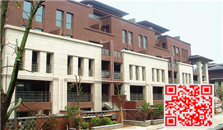 鄭州天地灣·晴苑玻璃陽臺護(hù)欄案例 - 中出網(wǎng)-智能出入口與停車充電門戶