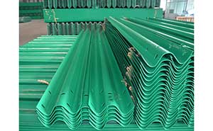 三波護(hù)欄板