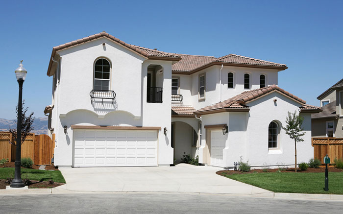 陽(yáng)光半島開(kāi)門機(jī)案例 - 中出網(wǎng)-智能出入口與停車充電門戶