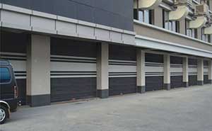 大潤發(fā)商業(yè)廣場開門機案例