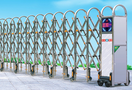 英龍智能電動(dòng)伸縮門豪邁1366進(jìn)駐廣東瑞生科技集團(tuán)有限公司