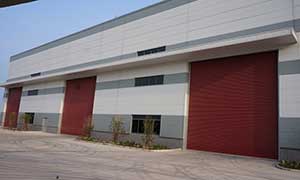 淮安高鋒機(jī)械卷簾門(mén)案例 - 中出網(wǎng)-智能出入口與停車充電門(mén)戶