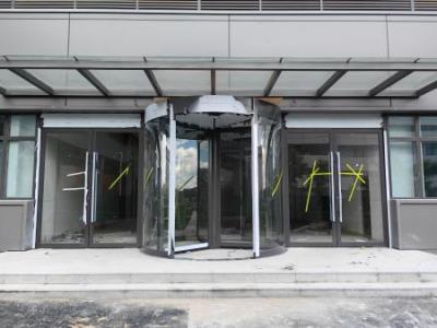 其他 - 旋轉(zhuǎn)門