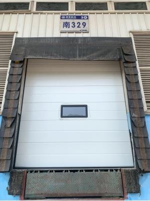 工業(yè)滑升門