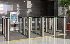 中石油太陽宮辦公樓旋轉(zhuǎn)門案例