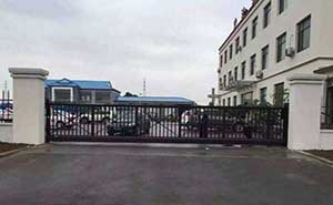 遼寧宏達駕校無軌懸浮門工程案例 - 中出網-智能出入口與停車充電門戶