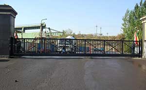 鞍山鋼鐵公司（一）智能無軌懸浮門工程案例