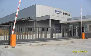 蕪湖本特勒浦項智能無軌懸浮門工程案例 - 中出網(wǎng)-智能出入口與停車充電門戶