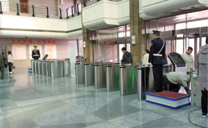 遼寧廣播電視臺(tái)企業(yè)一卡通二期項(xiàng)目通道閘案例