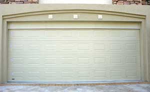 深圳圣莫麗斯花園別墅車庫門案例