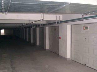 遙控車庫(kù)門