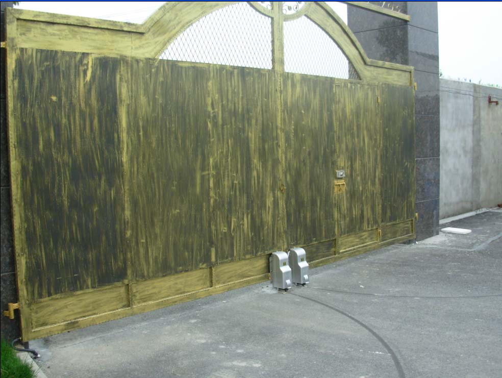 上海別墅使用的大功率平開門機(jī) - 中出網(wǎng)-智能出入口與停車充電門戶