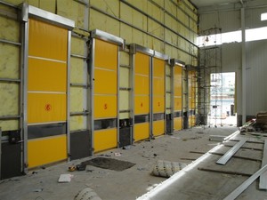 長春市新華印刷廠快速門案例 - 中出網-智能出入口與停車充電門戶