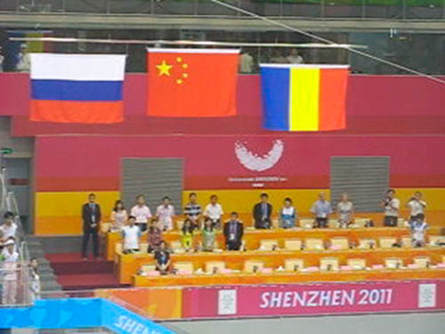 電動頒獎(jiǎng)旗桿