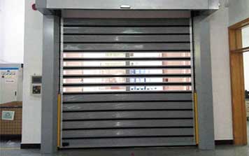 硬質(zhì)快速門