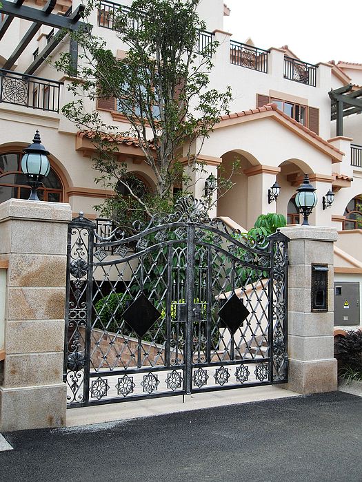 鐵藝大門(mén)
