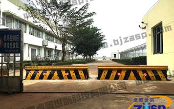 標(biāo)準(zhǔn)型路障機(jī)（鍍鋅處理）