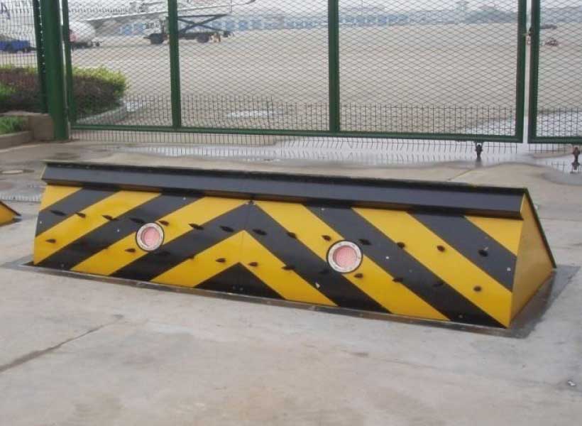 反恐防撞路障機(jī)