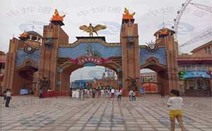 安徽太和環(huán)球游樂園通道閘案例 - 中出網(wǎng)-智能出入口與停車充電門戶