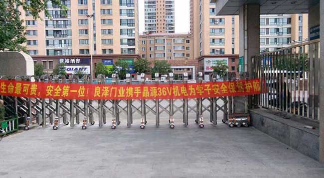 良澤門業(yè)伸縮門電機案例 - 中出網(wǎng)-智能出入口與停車充電門戶