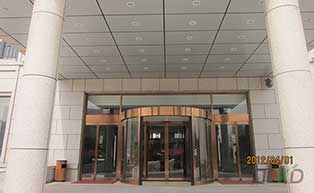 中國(guó)銀行北戴河培訓(xùn)中心旋轉(zhuǎn)門工程案例