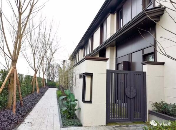 龍湖?長灘原麓新中式合院門