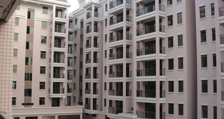 廣東肇慶住宅區(qū)陽(yáng)臺(tái)護(hù)欄案例 - 中出網(wǎng)-智能出入口與停車充電門戶