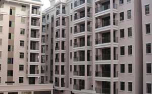 廣東肇慶住宅區(qū)陽(yáng)臺(tái)護(hù)欄案例 - 中出網(wǎng)-智能出入口與停車充電門戶