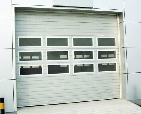 車(chē)庫(kù)門(mén)