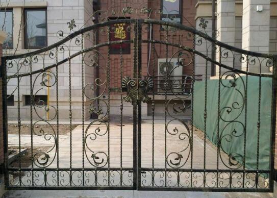 鐵藝大門(mén) - 鐵藝大門(mén)