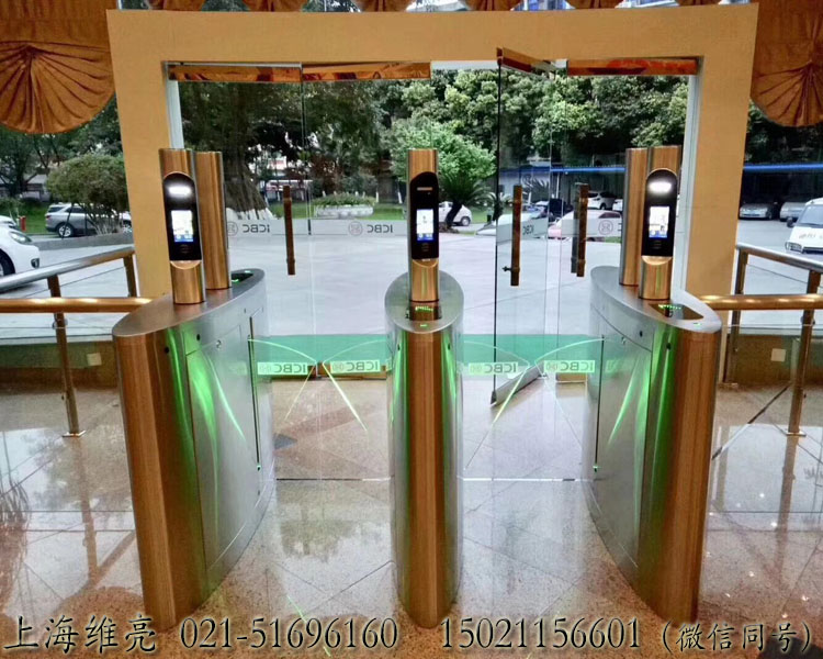 人臉識別閘機，人臉識別速通門，人臉測溫閘機