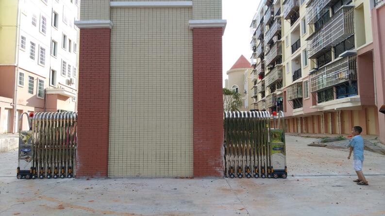 興國縣和諧欣城伸縮門案例 - 中出網(wǎng)-智能出入口與停車充電門戶